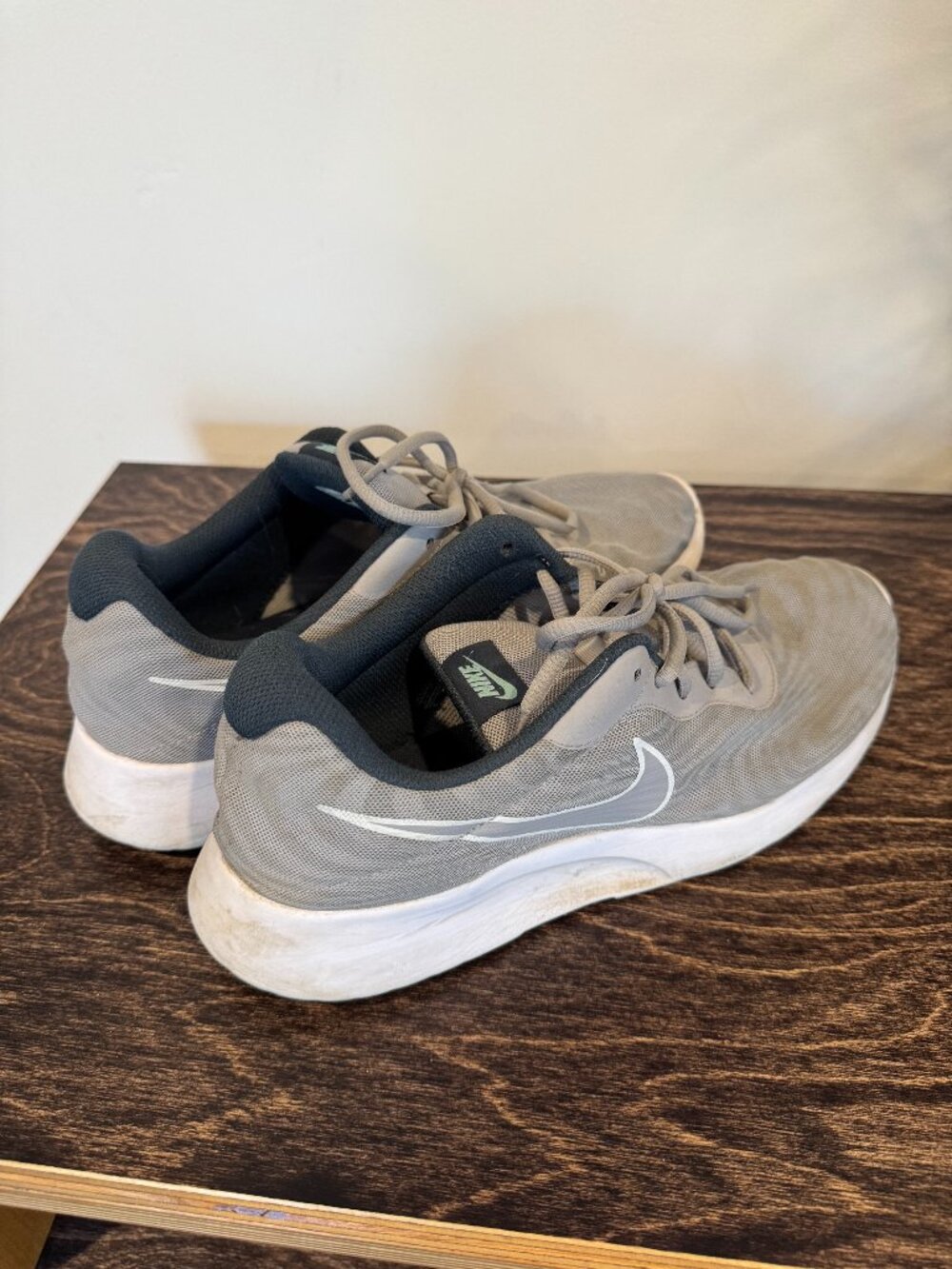 Nike Grey Mesh Sneakers – Size 10